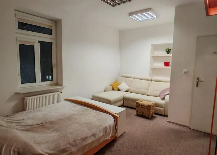 Хостел Orlowski Sieci Mazowia Group Воломин