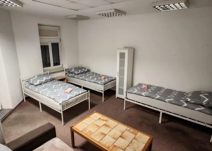 Orlowski Sieci Mazowia Group Хостел *