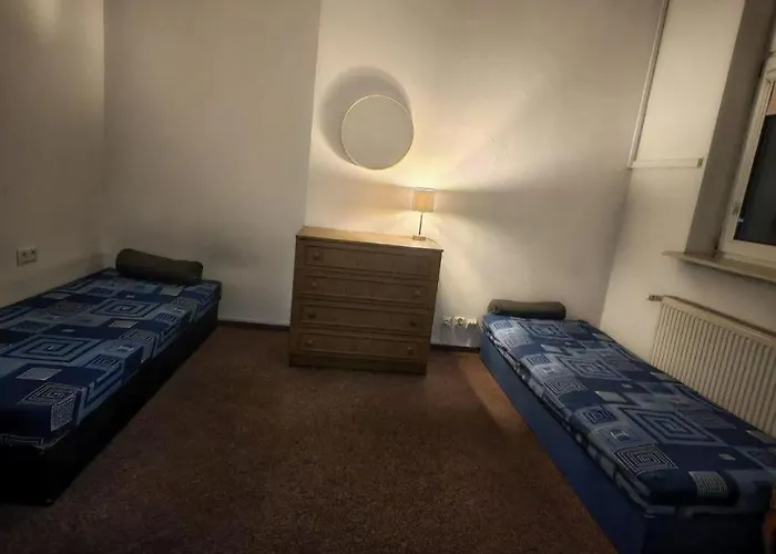 Orlowski Sieci Mazowia Group Хостел *